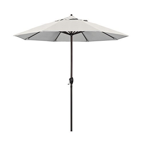 California Umbrella 9英尺圆形铝制雨伞，曲柄提升，自动倾斜，青铜杆，编织花岗岩烯烃