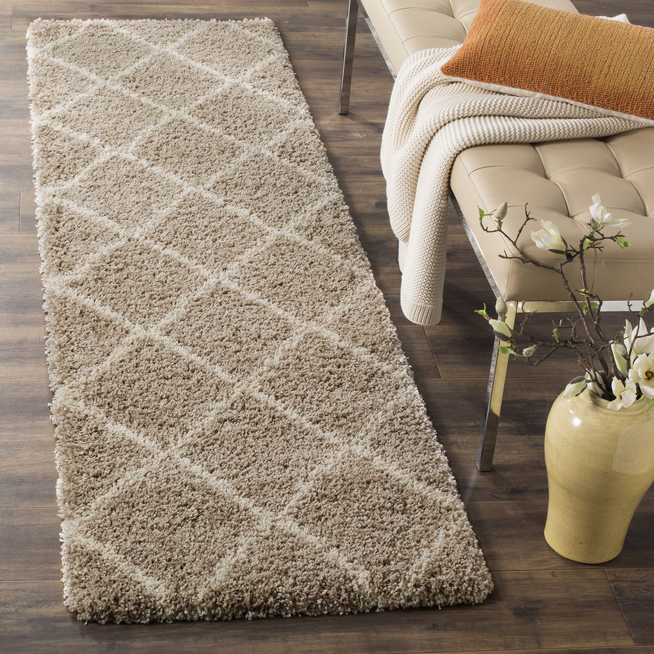 Safavieh Hudson Shag 系列特色地毯 - 2 英寸 x 3 英寸，米色和象牙色，现代格子设计...