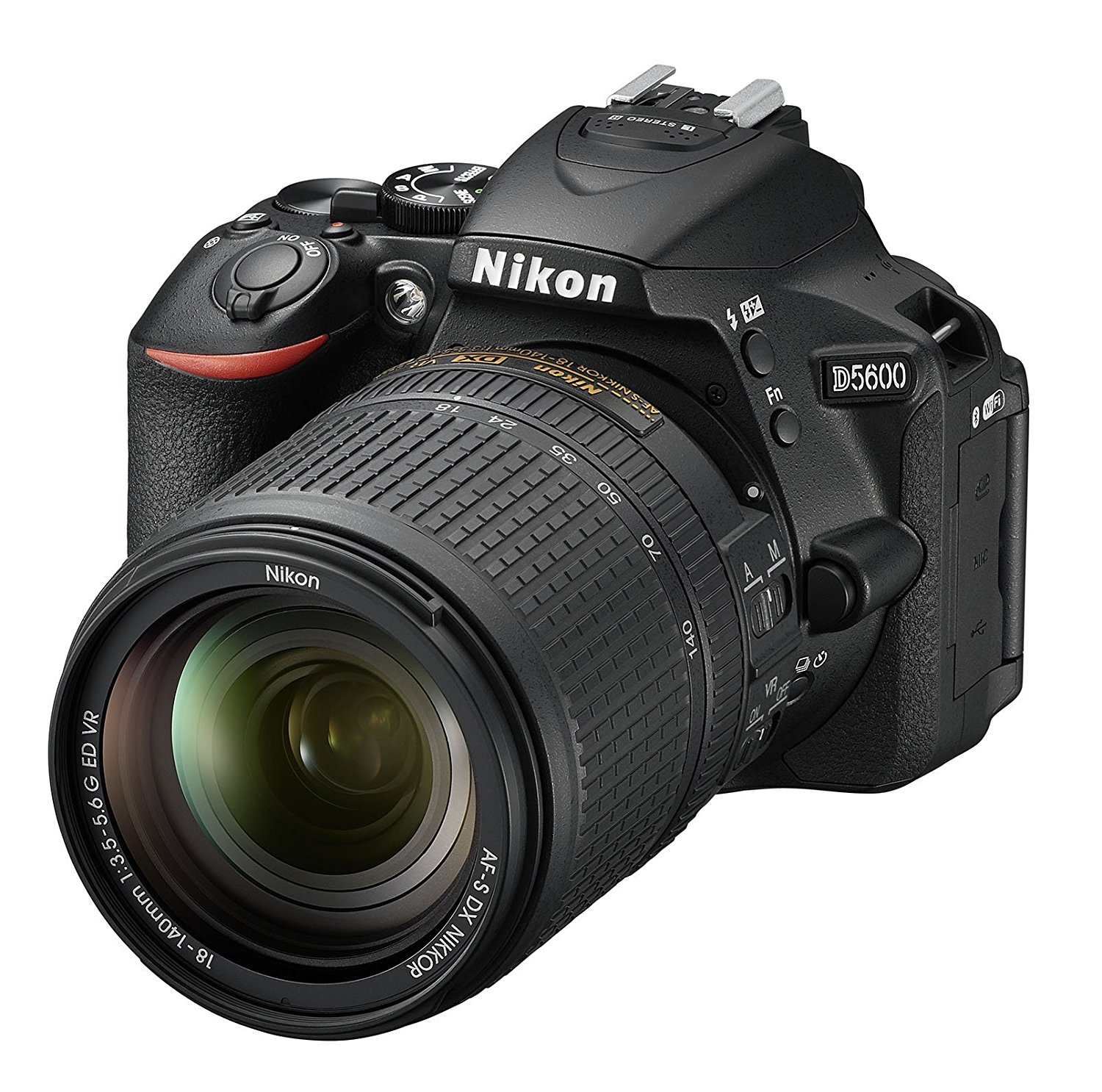 Nikon D5600 DX格式数码单反，带AF-S DX尼克尔18-140mm f / 3.5-5.6G ED VR
