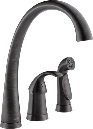 Delta Faucet Pilar 单把手厨房水槽水龙头，带侧面喷头，搭配配套饰面，威尼斯青铜色 4380-RB-DST