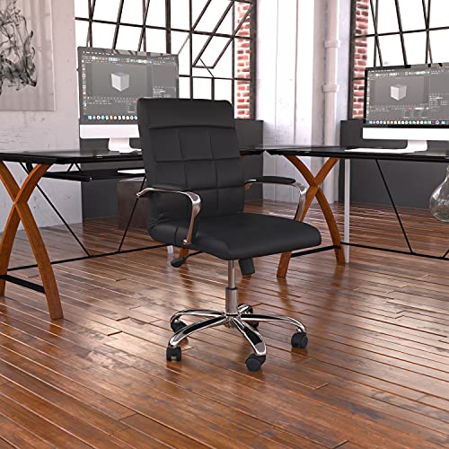 Flash Furniture 中靠背黑色乙烯基行政旋转办公椅，带镀铬底座和扶手