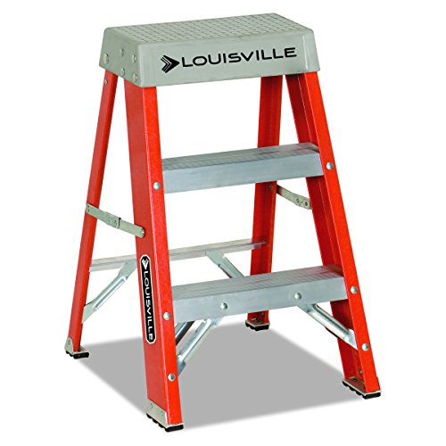 Louisville Ladder 300 磅额定载荷玻璃纤维梯
