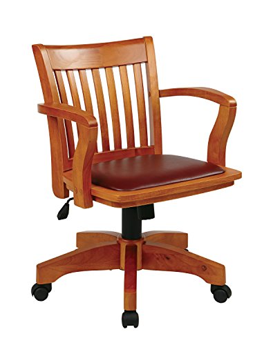OSP Home Furnishings 豪华木质银行家办公桌椅，带棕色乙烯基软垫座椅，果木...