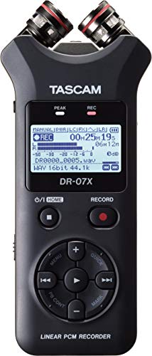 Tascam DR-07X 立体声手持式数字录音机和 USB 音频接口，黑色...