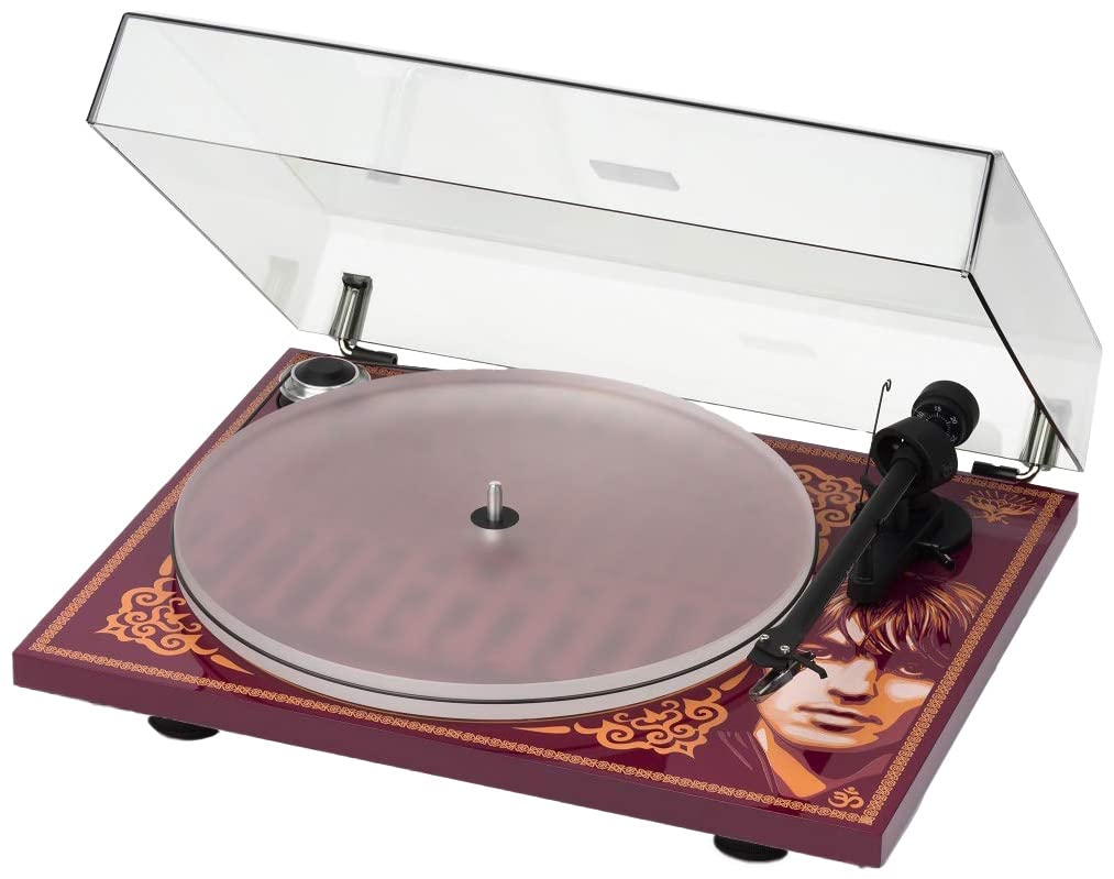 Pro-Ject Essential III George Harrison，特别版转盘，带 8.6 英寸铝制唱臂和预装 Ortofon OM10 唱头