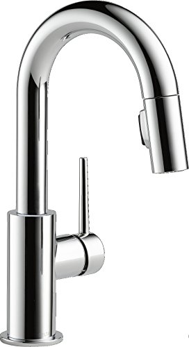 Delta Faucet Trinsic 单把手吧台厨房水槽水龙头，带下拉式喷雾器和磁性对接喷头，镀铬 9959-DST