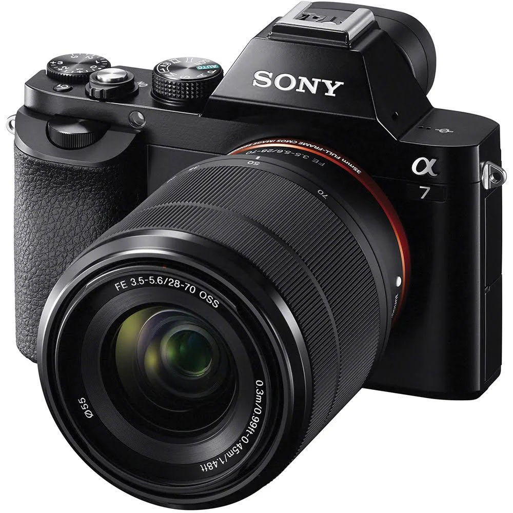Sony a7全画幅无反光镜数码相机，带28-70mm镜头